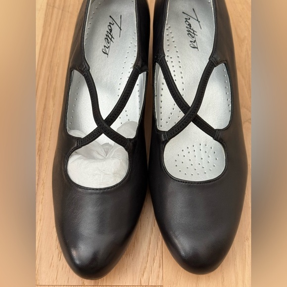 Trotters Women's Jamie Dress Pump  size 8.5 M - Picture 5 of 14